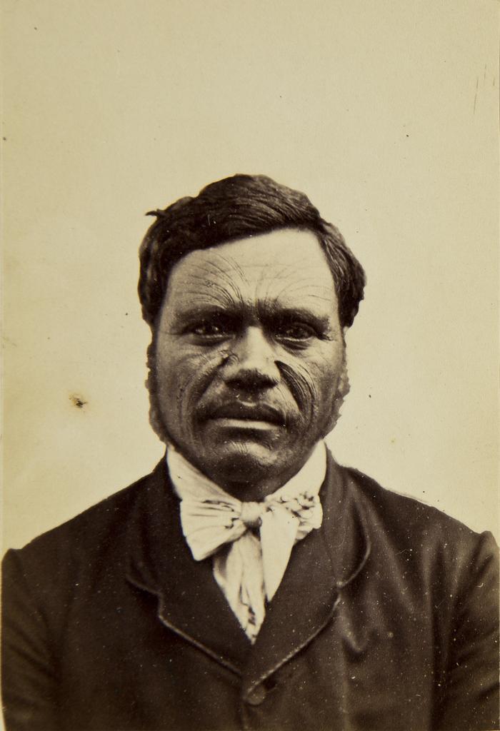 Te Heuheu, Taupo chief (probably Iwikau Te Heu Heu)