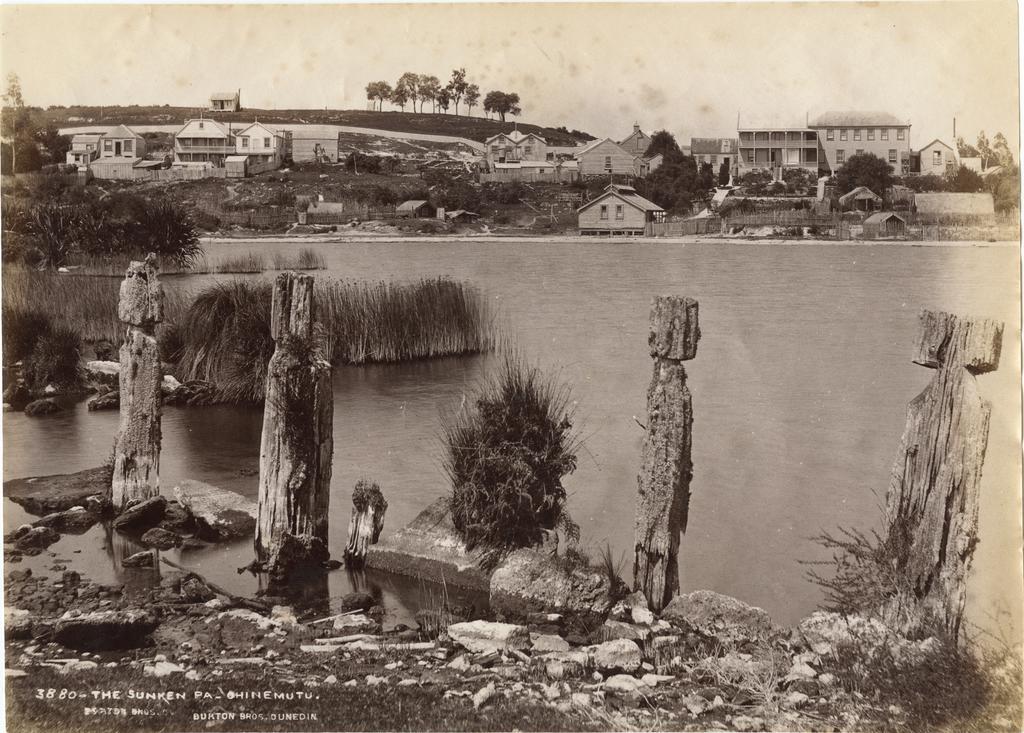 The Sunken Pa, Ohinemutu