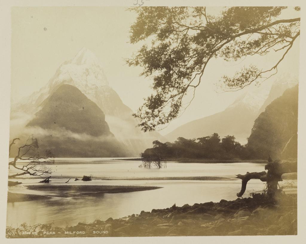 Mitre Peak, Milford Sound