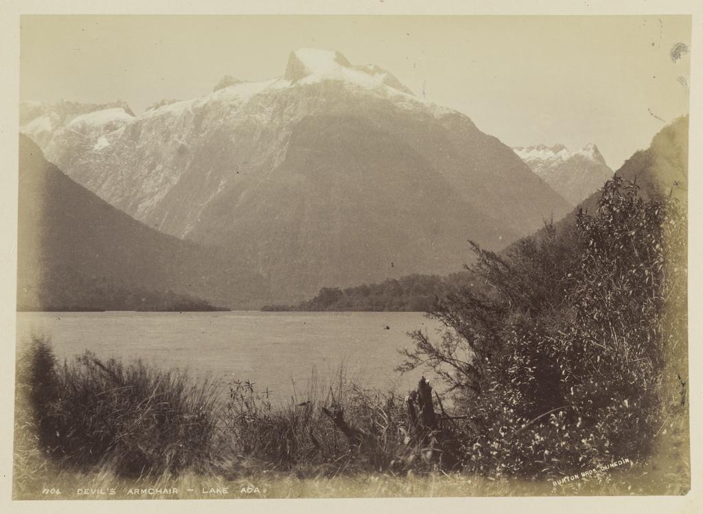 Devil's Armchair, Lake Ada