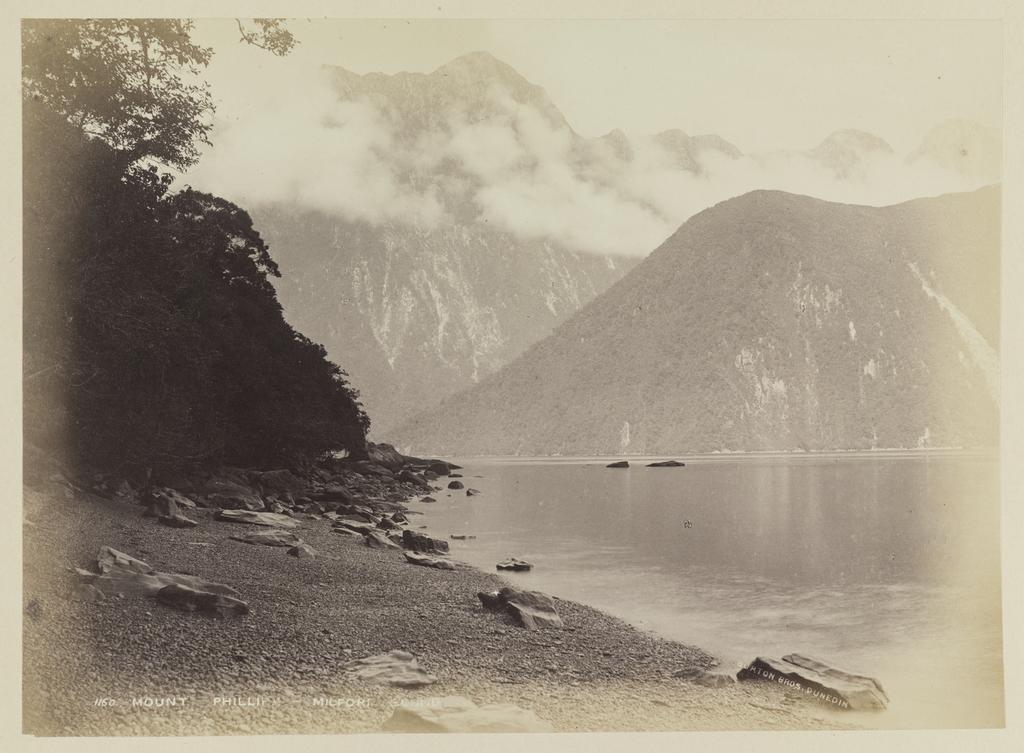 Mount Phillips, Milford Sound