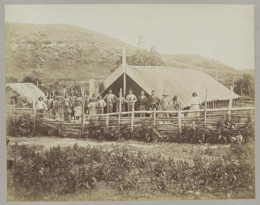 Christmas Day at Whenuakura Pa