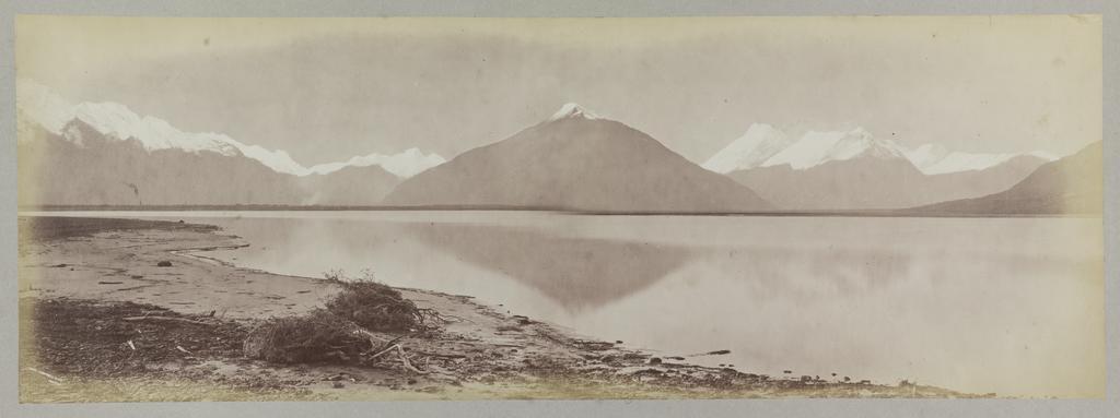 Head of Lake Wakatipu, Early Morning