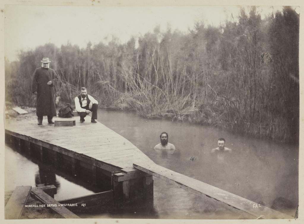 Mineral hot baths, Wairakei