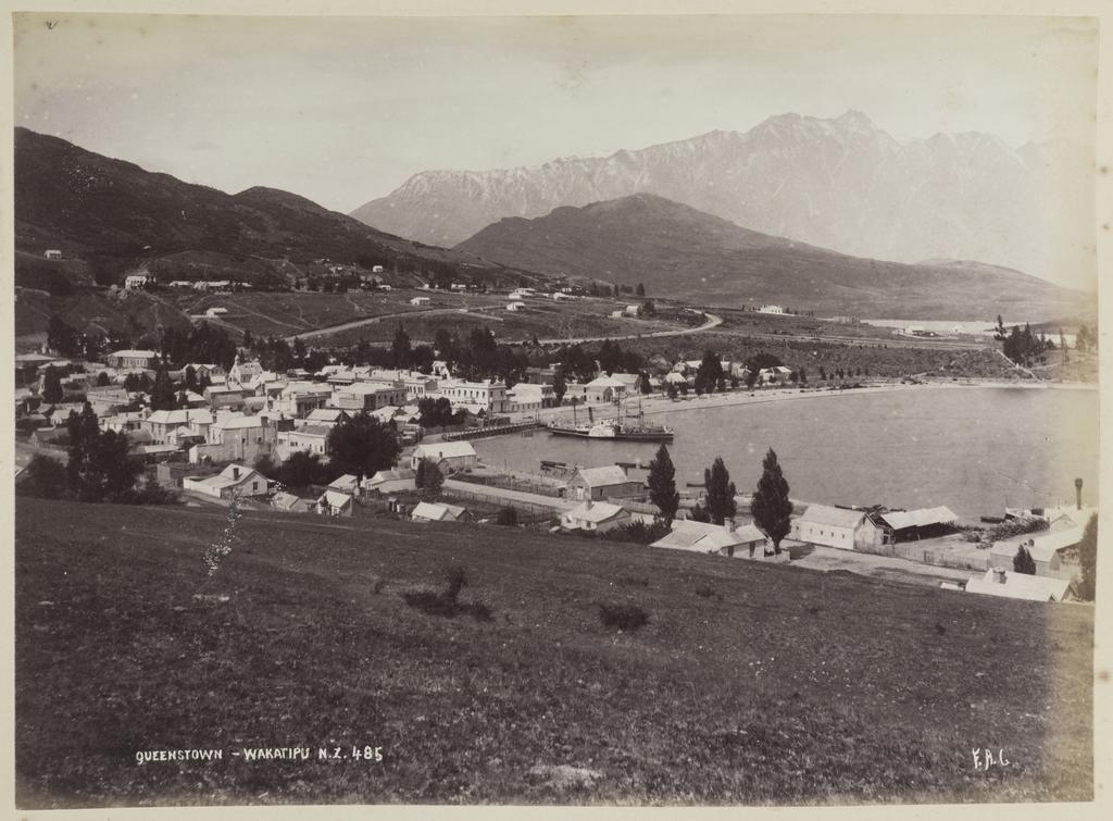 Queenstown, Wakatipu N.Z.