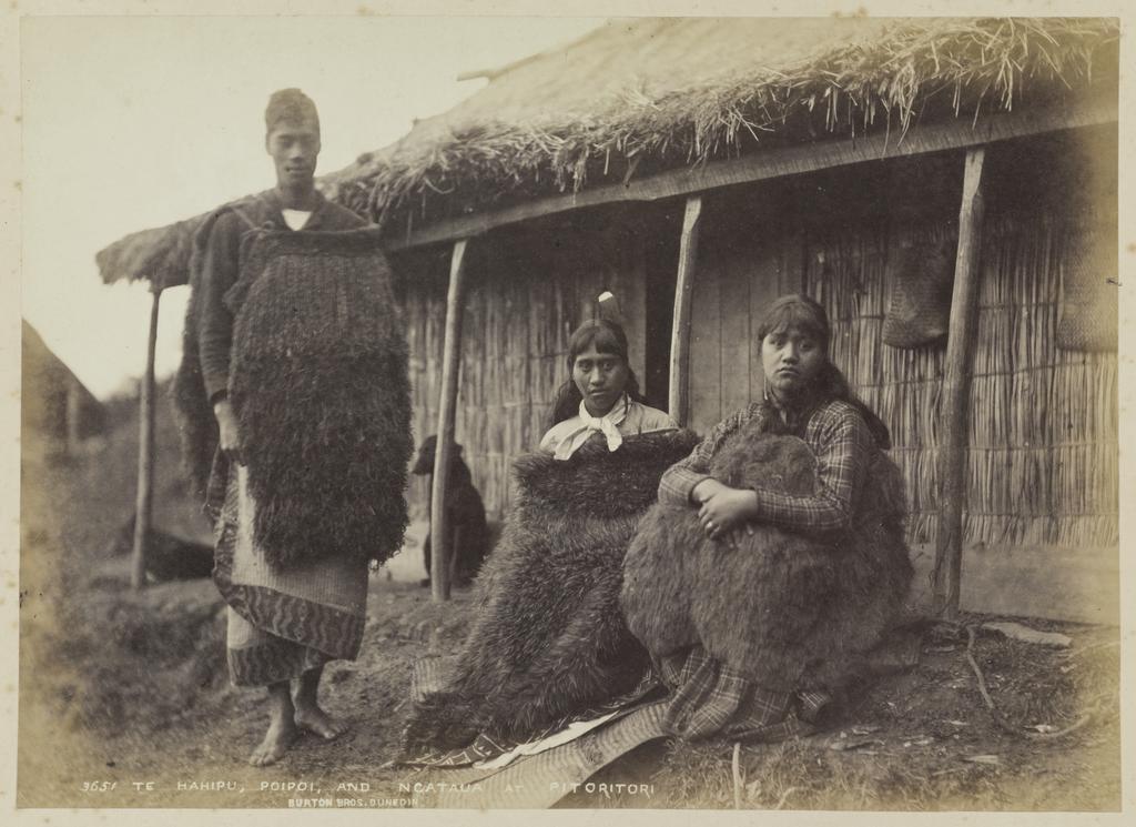 Te Hahipu [Te Ahipu], Poipoi [Poi Poi] and Ngātaua at Pitoritori
