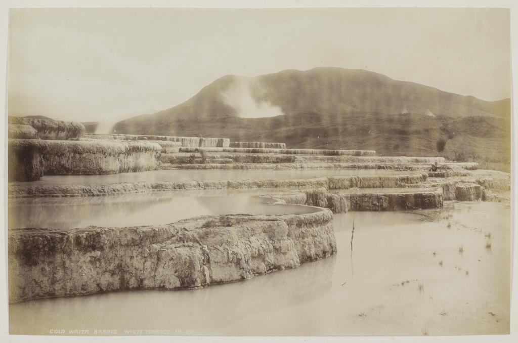 Cold Water Basins, White Terrace