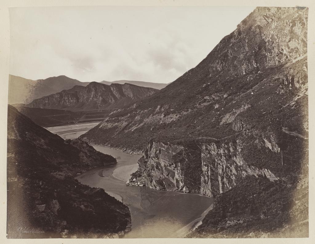 Maori Point, Shotover, Lake Wakatipu
