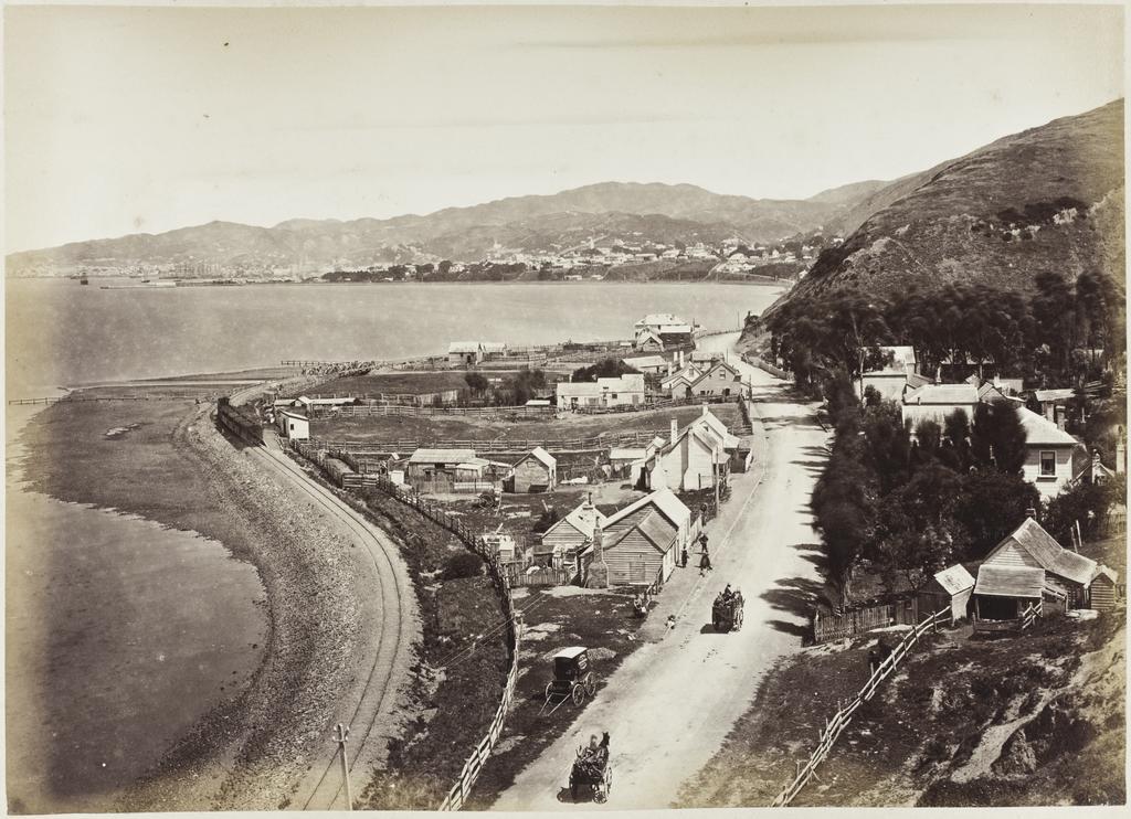 Kaiwarawara, on the Hutt Road looking towards Wellington