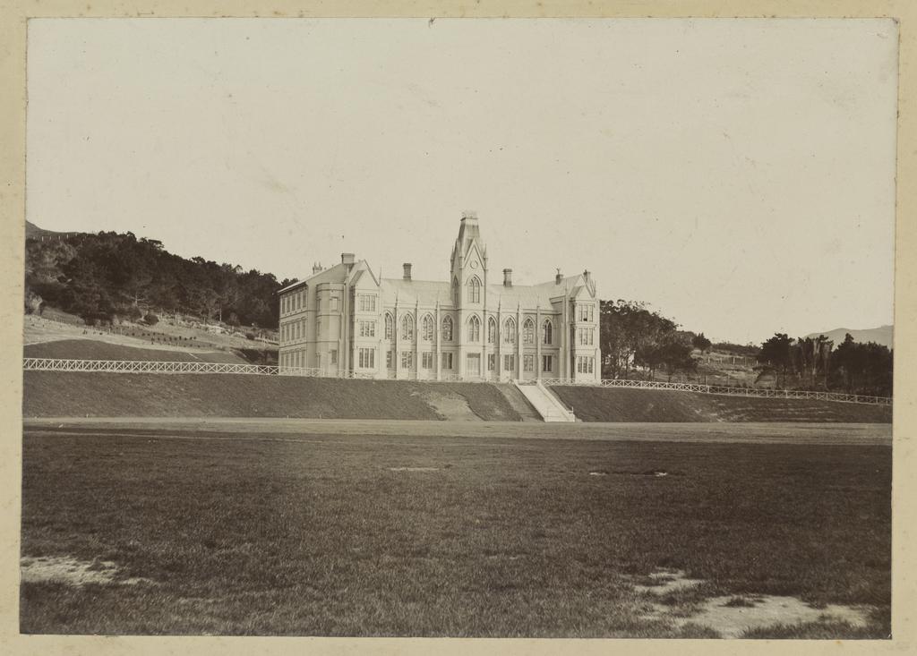 Wellington College