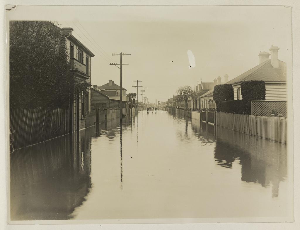 Reid Road from Cargill Road