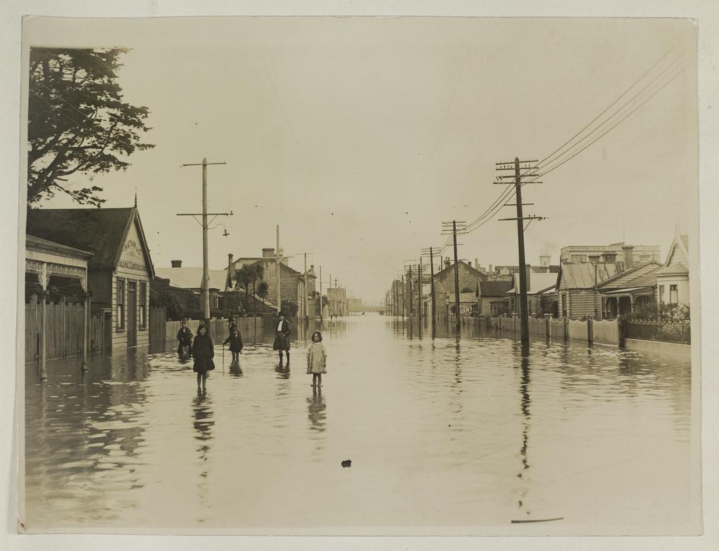 Castle Street looking south