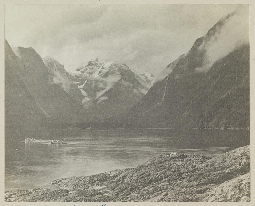 Pembroke Peak, Milford Sound