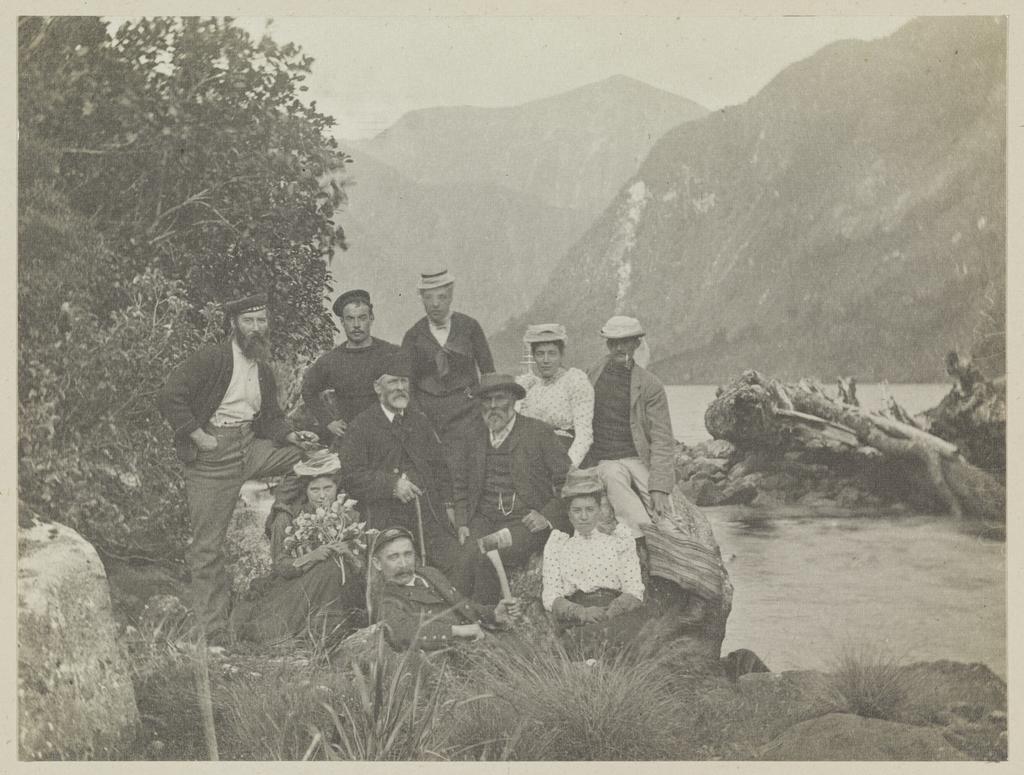 A boat party from the SS Tarawera, Wet Jacket Arm