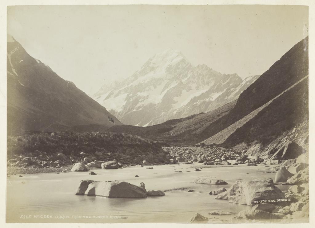 Mount Cook from the Hooker River