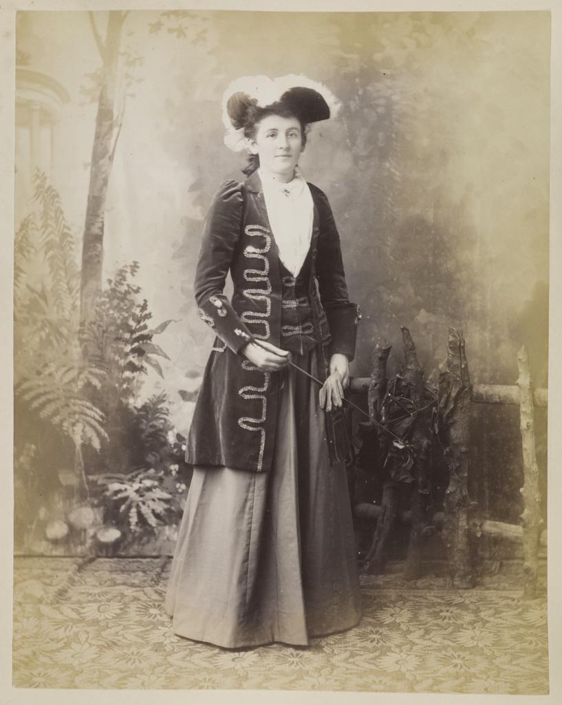 Flora McDonald / Miss M. Aitken