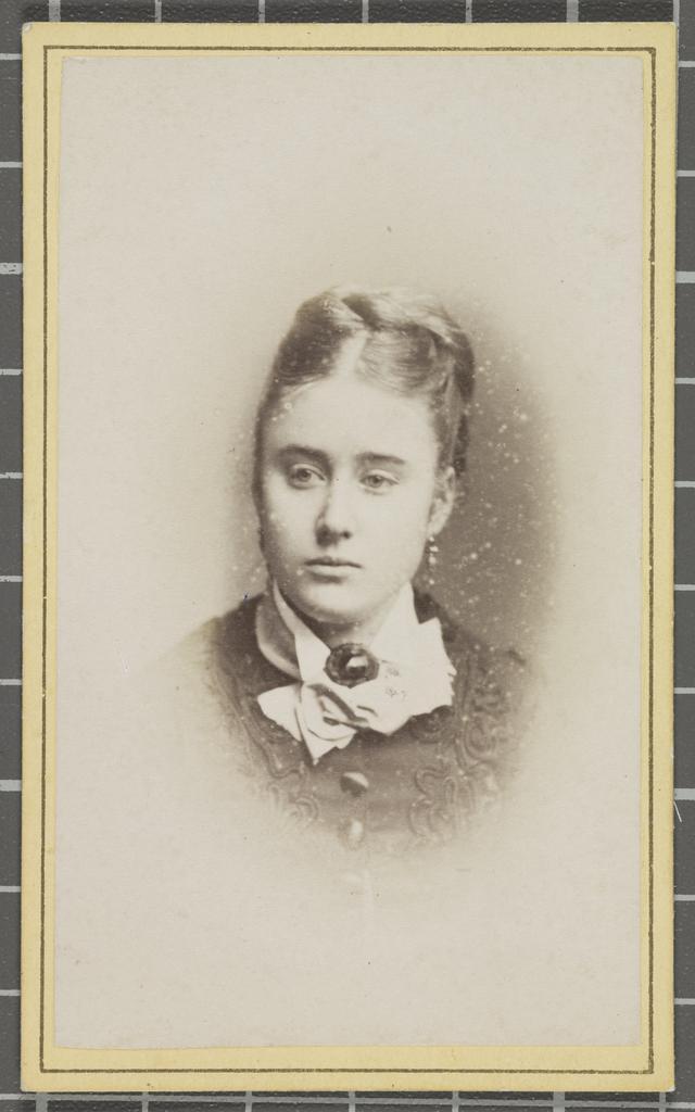 Ella Harris