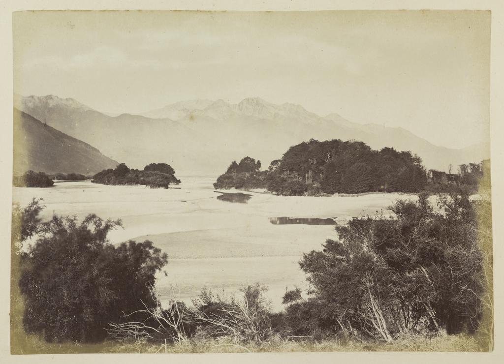 On the Martins Bay track, the Dart River