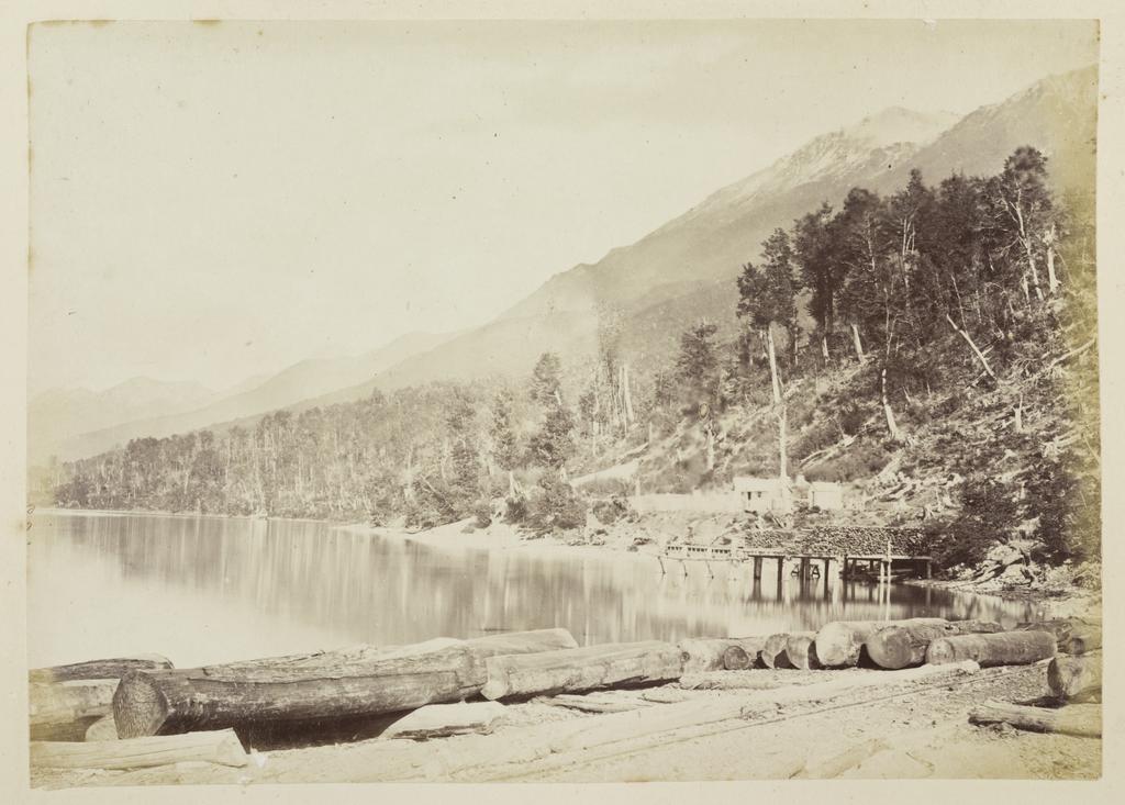 Head of Lake Wakatipu, Kinloch