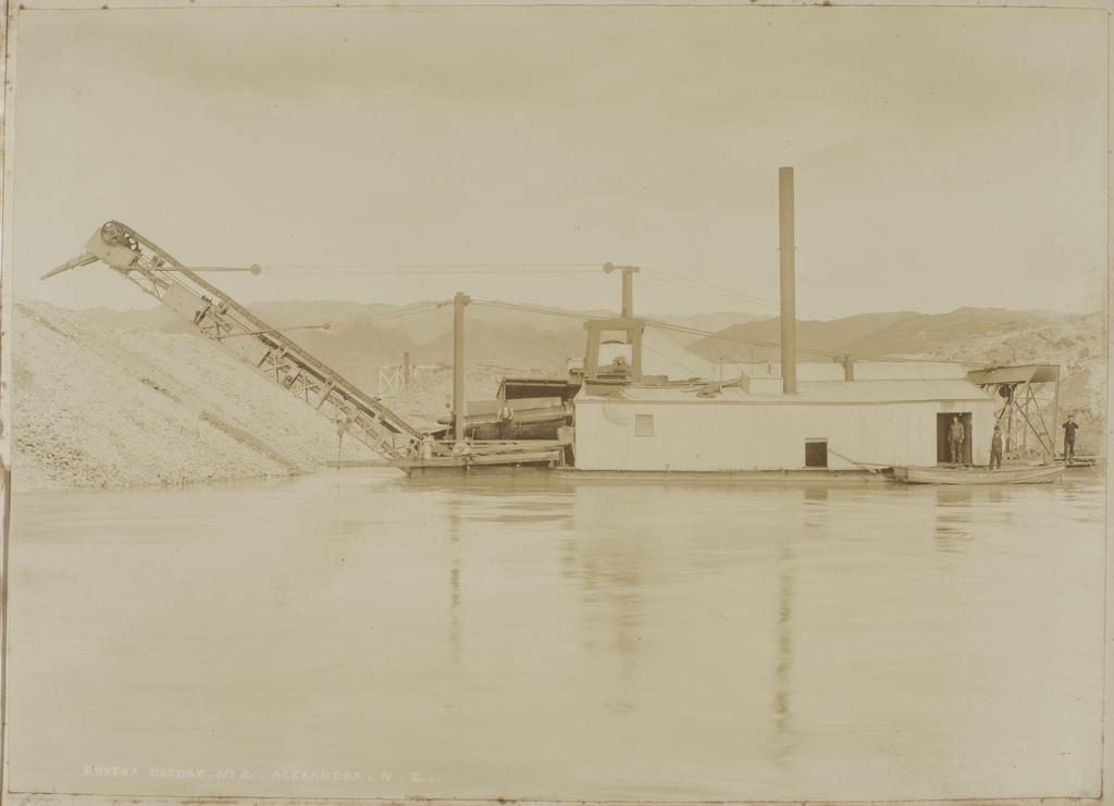 Eureka Dredge, No.2 , Alexandra N.Z.