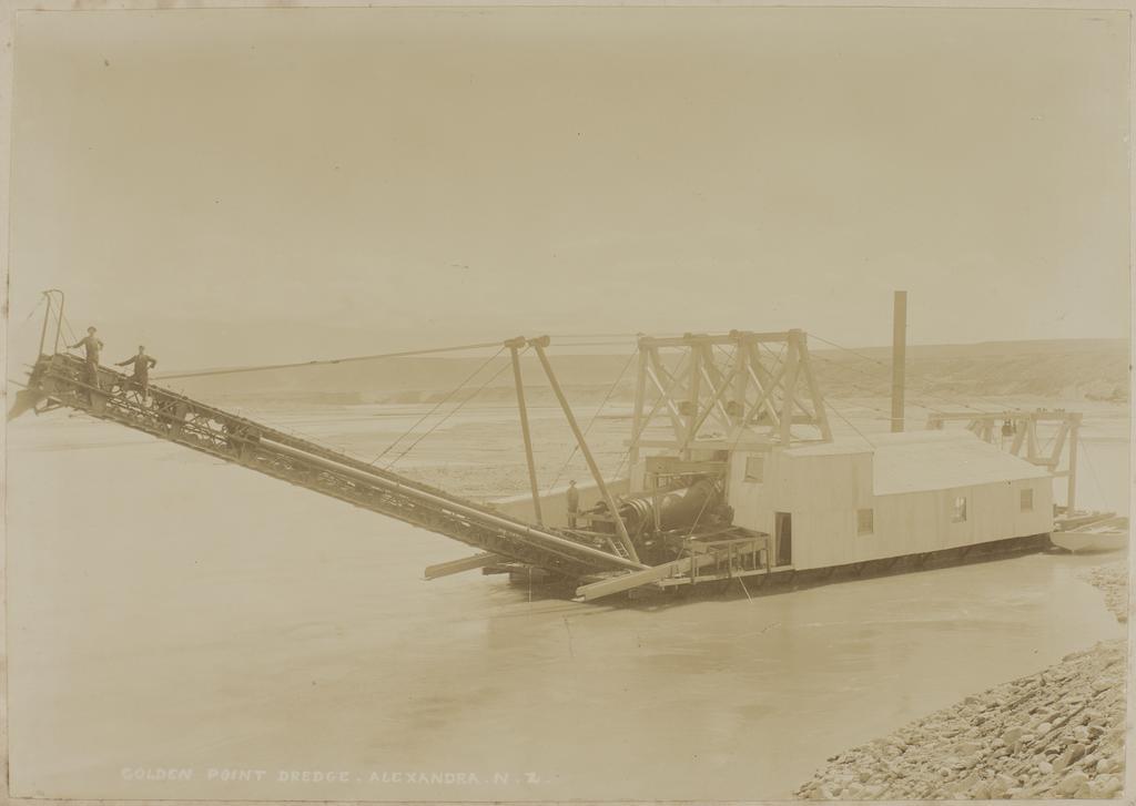 Golden Point Dredge, Alexandra N.Z.
