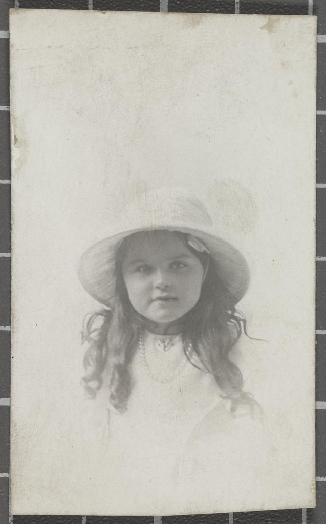 Violet Julia Simmons