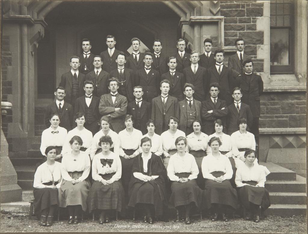 Classics Students, Jubilee Year, 1919