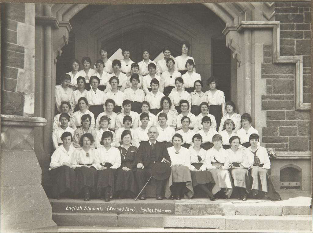 English Students (second part) Jubilee Year, 1919