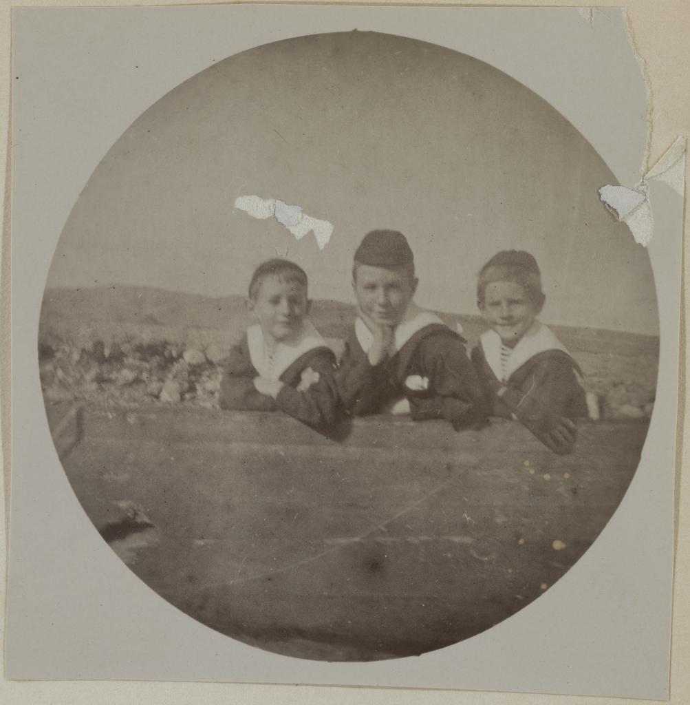 Robert, Frank and Jack Scott