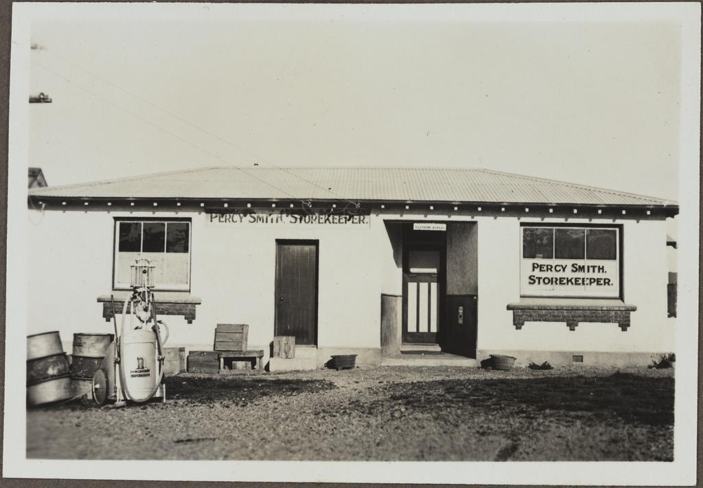 P. Smith, Greenhills