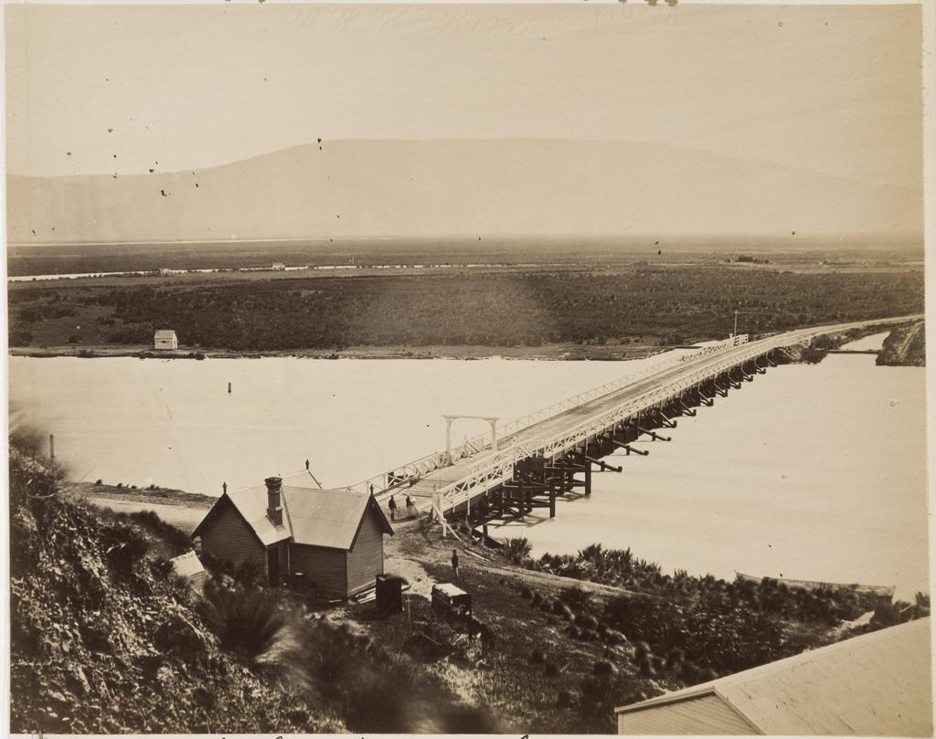 East Taieri Bridge