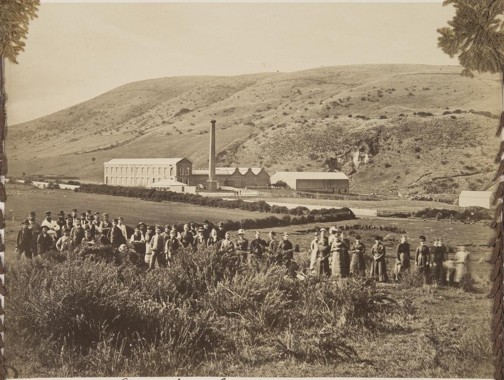 Roslyn Woollen Mills