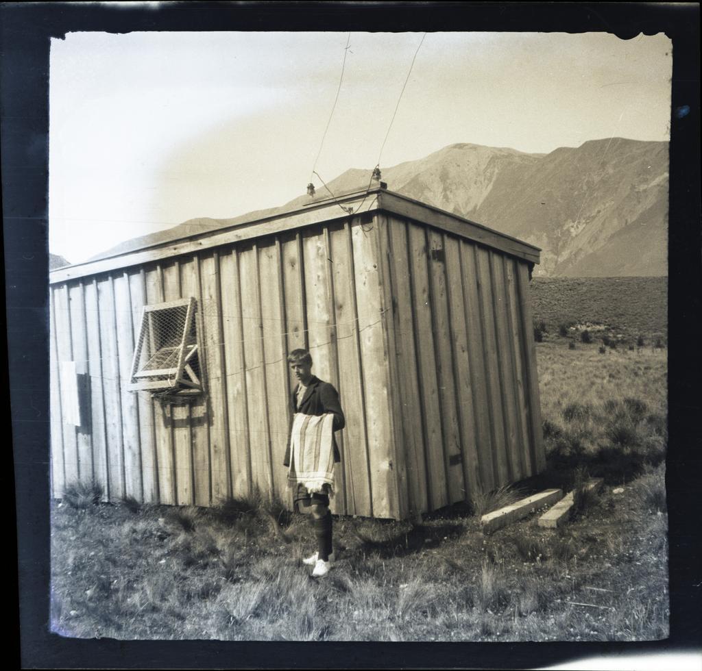 Dug-out, Lake Coleridge
