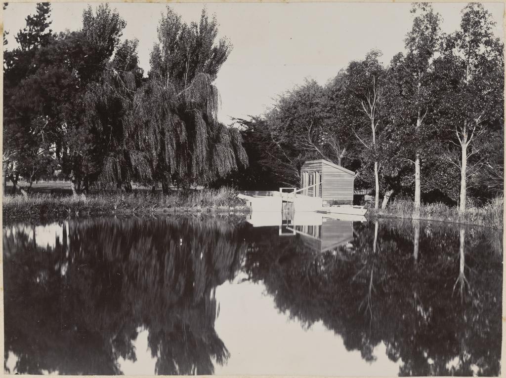 Pond, Longwood Station