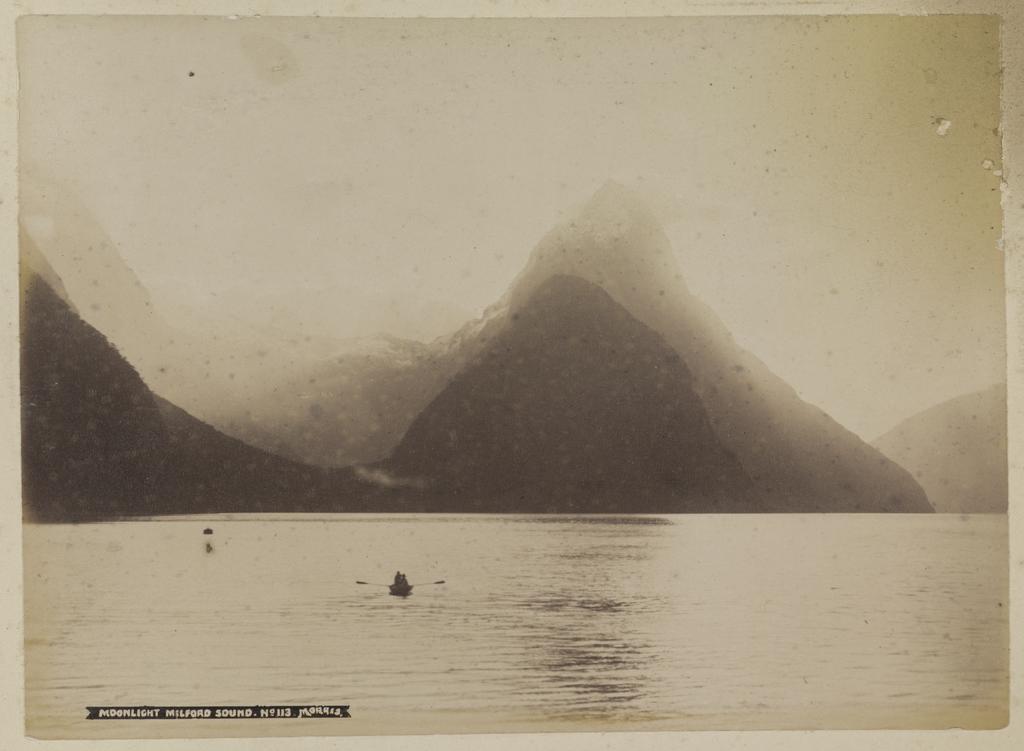 Moonlight, Milford Sound