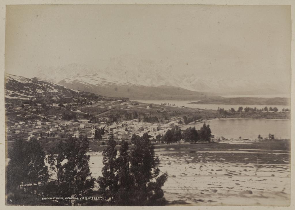 Queenstown, general view
