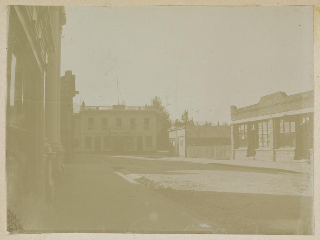 Eichardt's Hotel from Rees Street, Queenstown