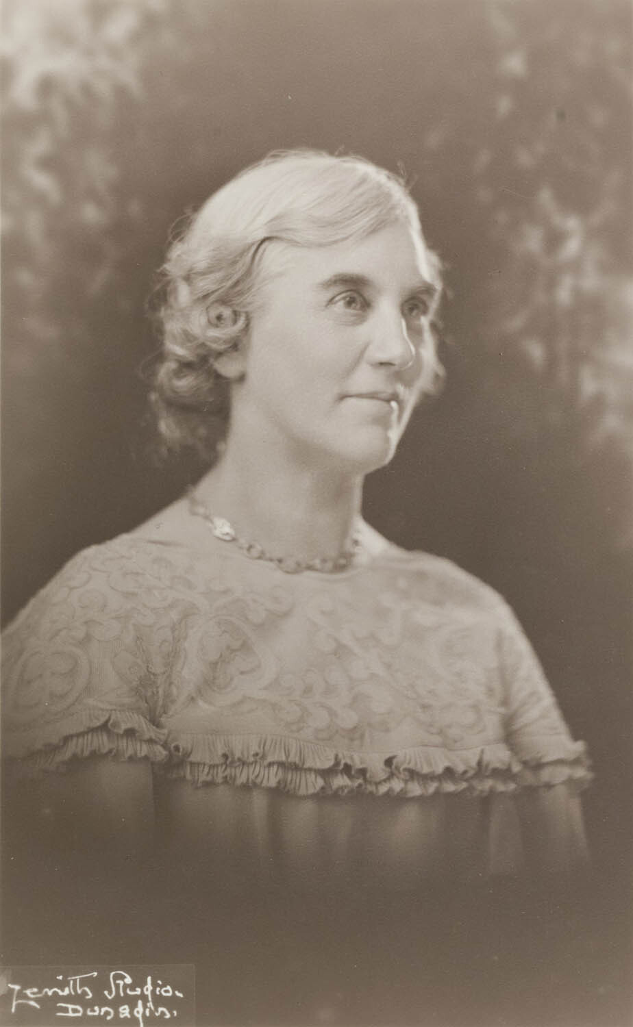 Dr Emily Siedeberg McKinnon