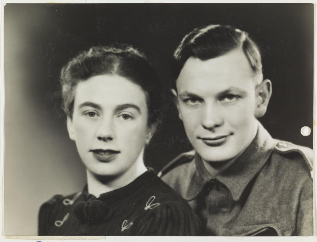 Mr and Mrs D.M. Davin of Southland, New Zealand