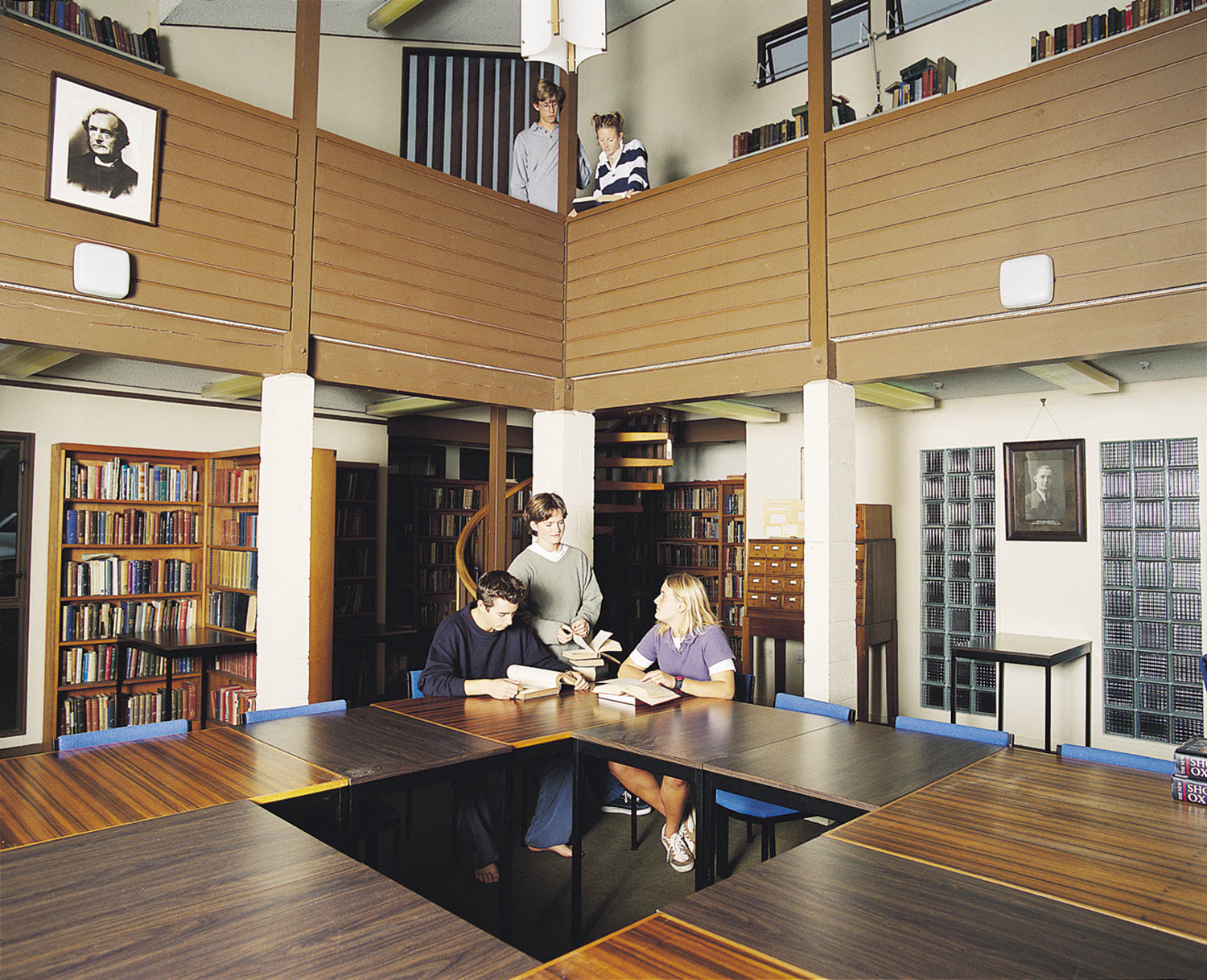 Selwyn College library