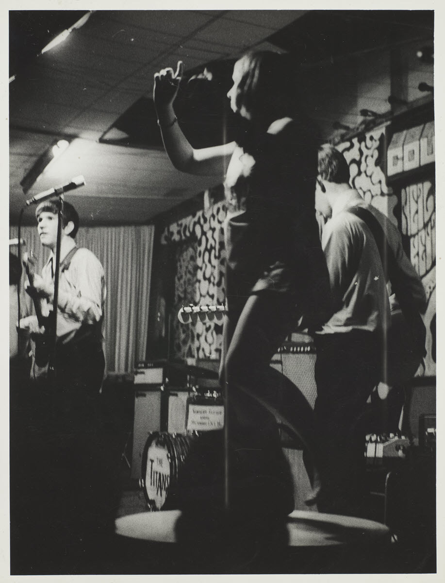 The Titans and dancer