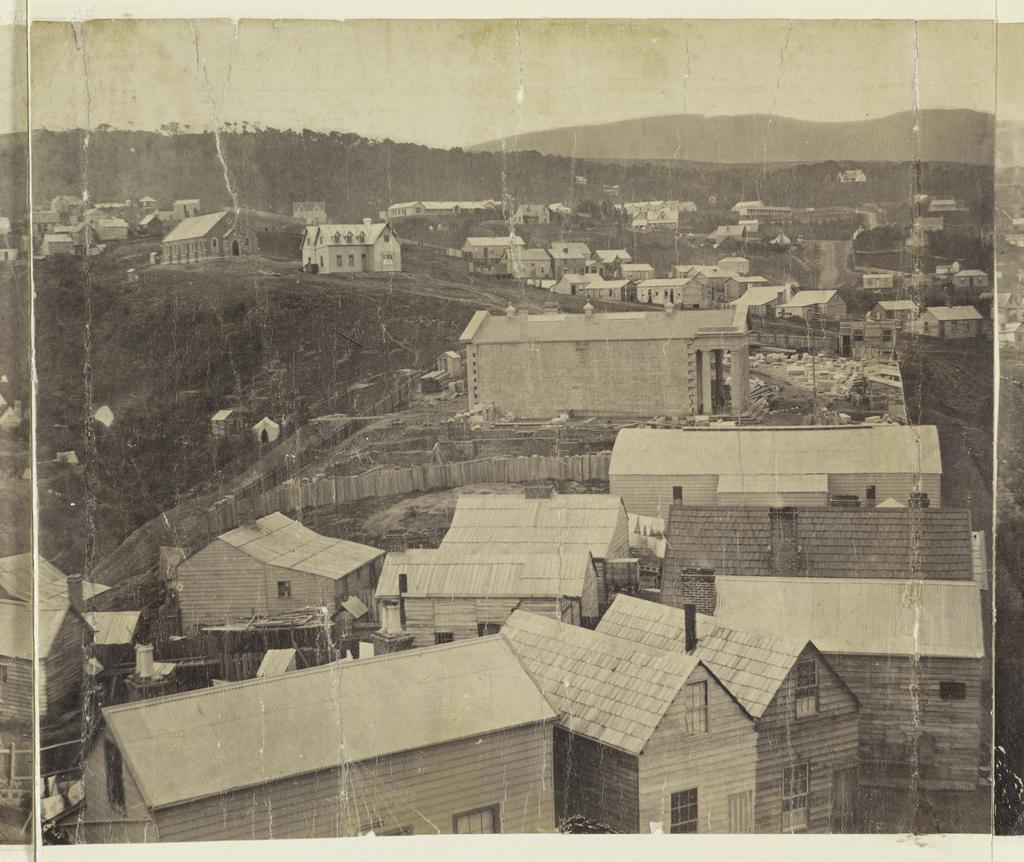 Eleven-part panorama of Dunedin [part 2 of 11]