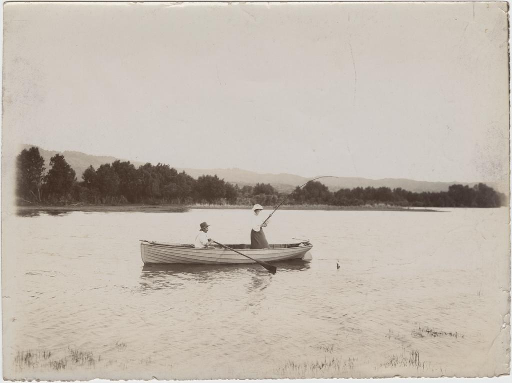 Fishing, Lake Rotorua