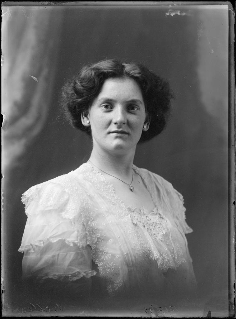 Ellen Gore