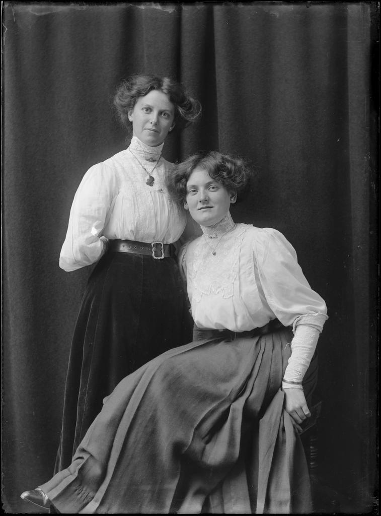 Ellen Gore and Martha Willis