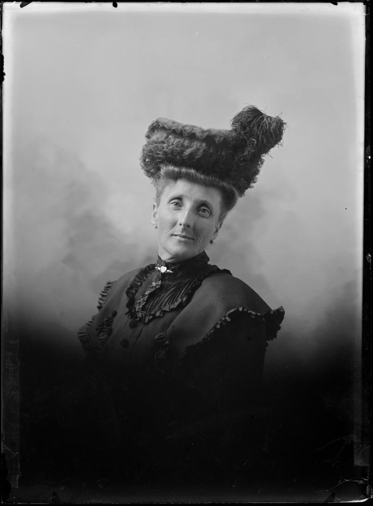 Mildred Annie Willis