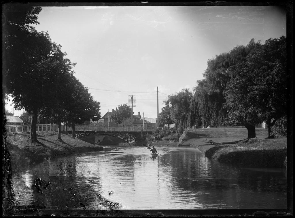 Kayaking on the Avon