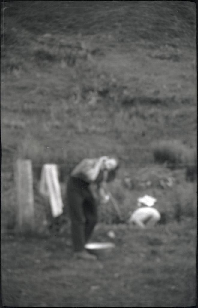 Man washing, Deep Stream