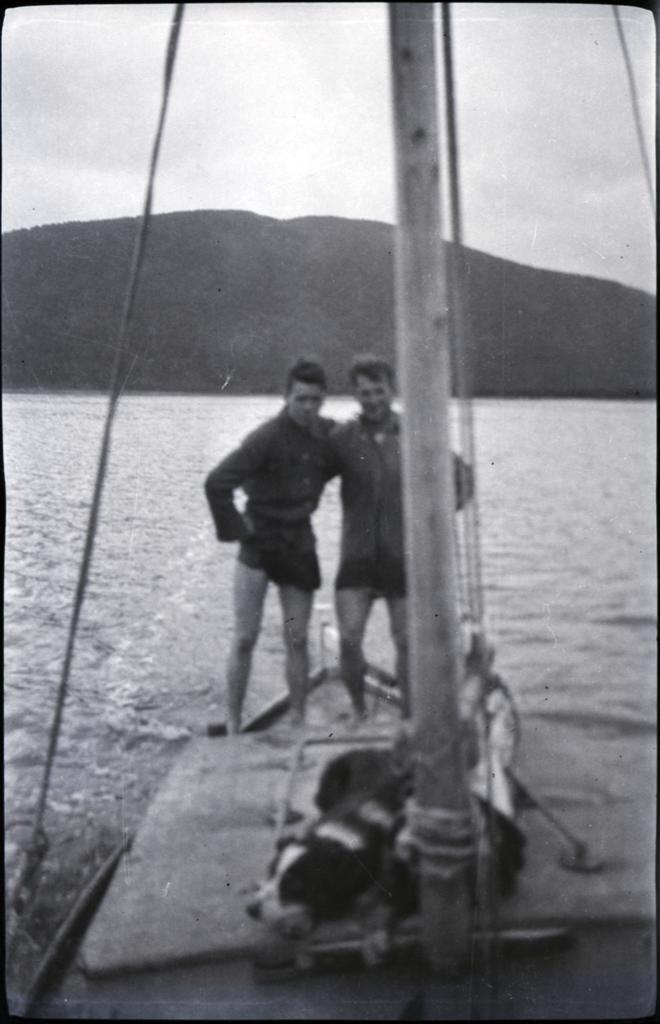 Two men on a sailing boat, Deep Stream