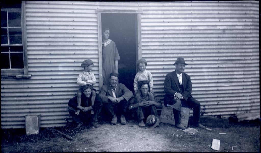 Family group, Beaumont